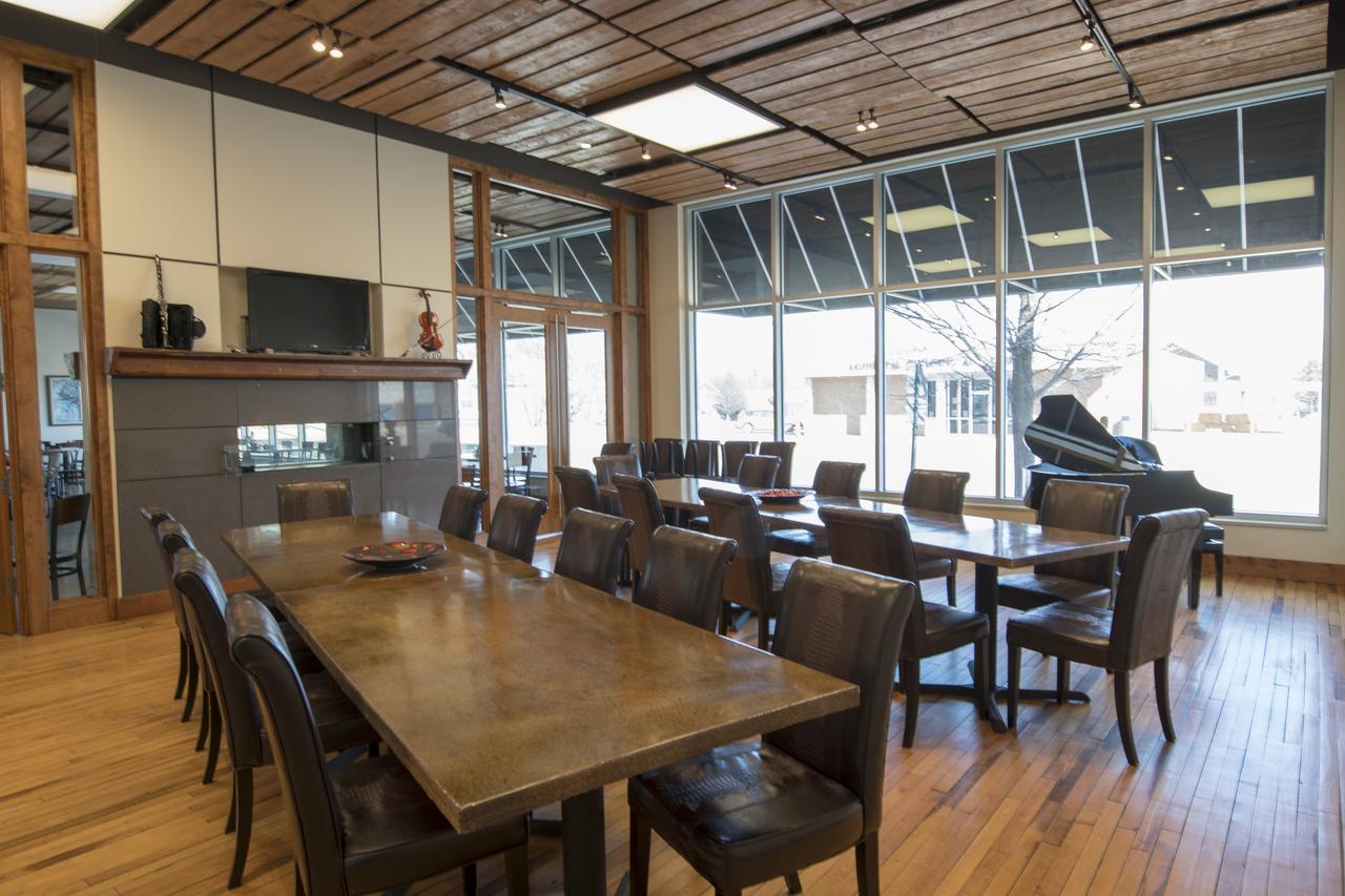 Watercrest Hotel And Conference Center Howard Buitenkant foto
